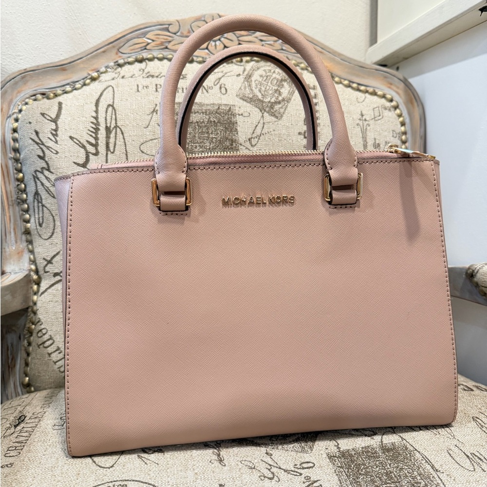 Michael Kors Pink Handbag